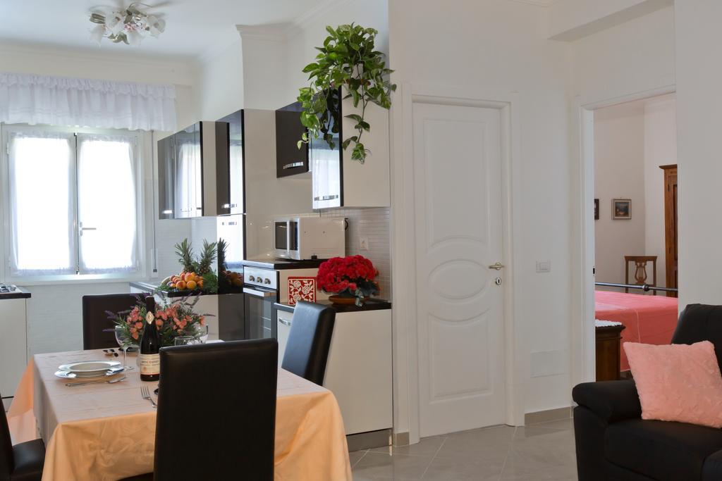 Il Bacio Holidayhouse Best Location For Jubilee 2024-2026 Róma Szoba fotó